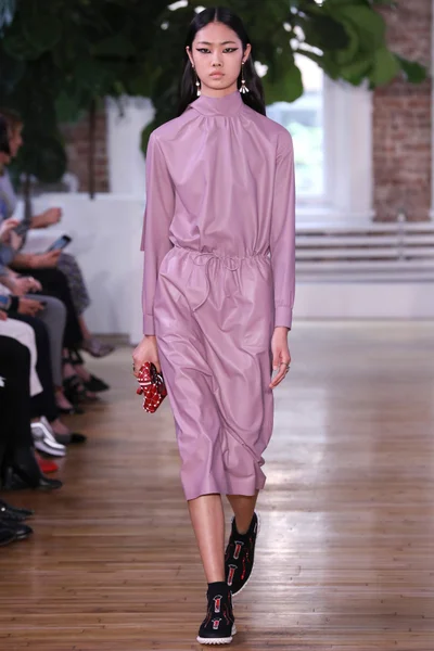 Look 27